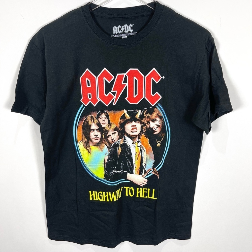 AC/DC Graphic t-shirt Band tee medium